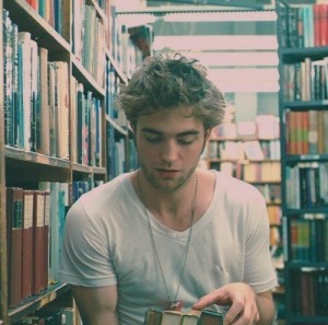 Robert Pattinson reading